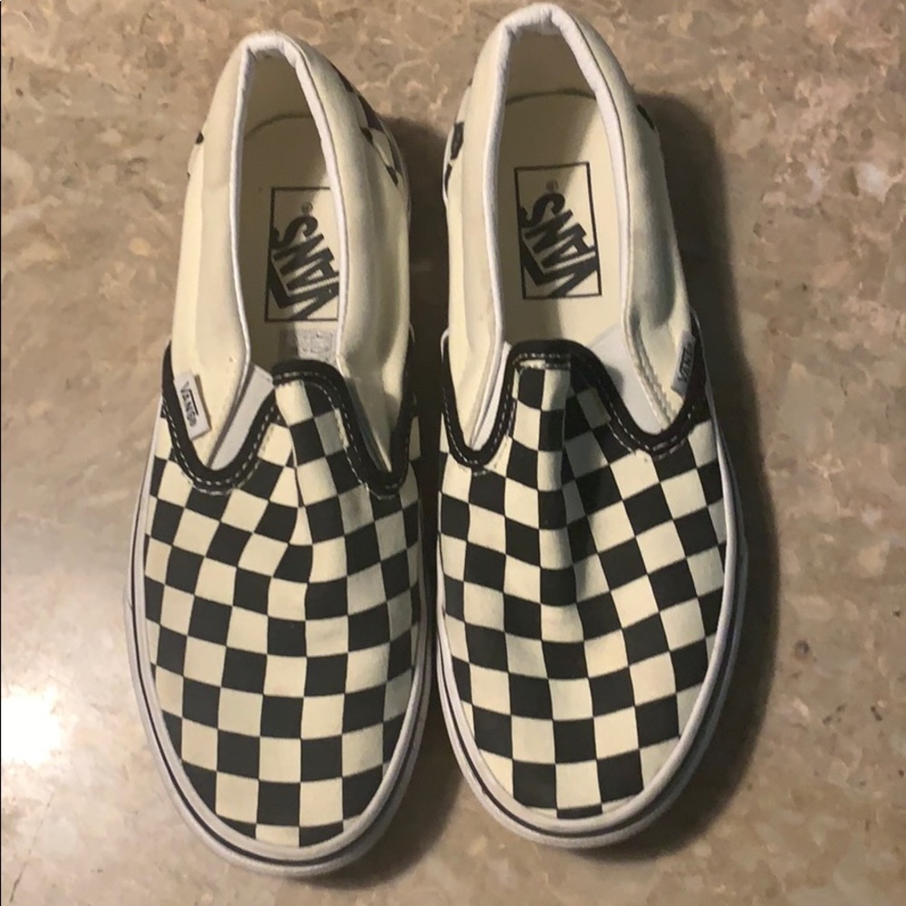 Checkered vans size 7
